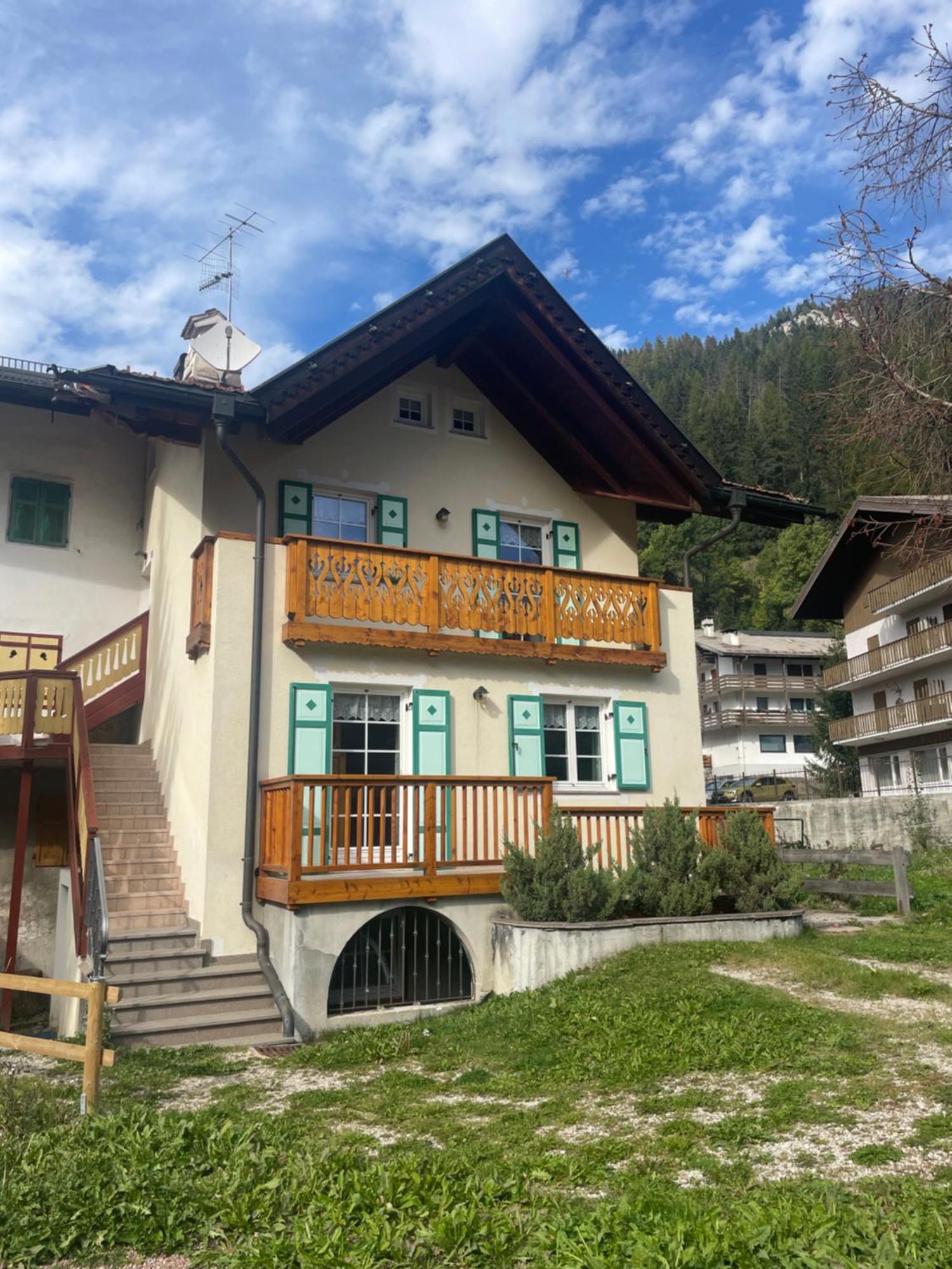 Casa Cesarina By Ama Val Di Fassa Apartman Canazei Kültér fotó